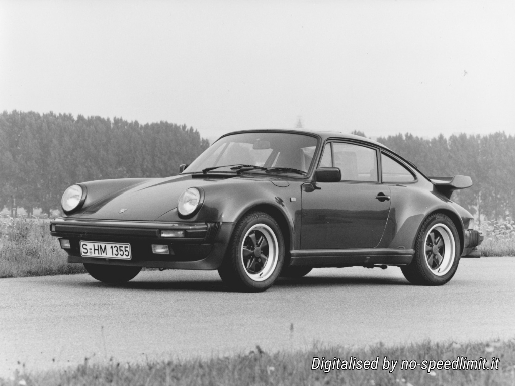 Porsche_Werkfoto_1985_911_Turbo (01)
